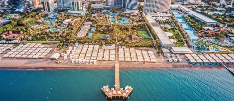 Фото отеля Royal Wings Hotel