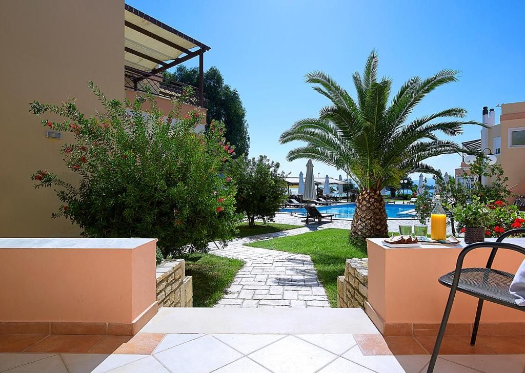 Avantis Suites Hotel фото 16