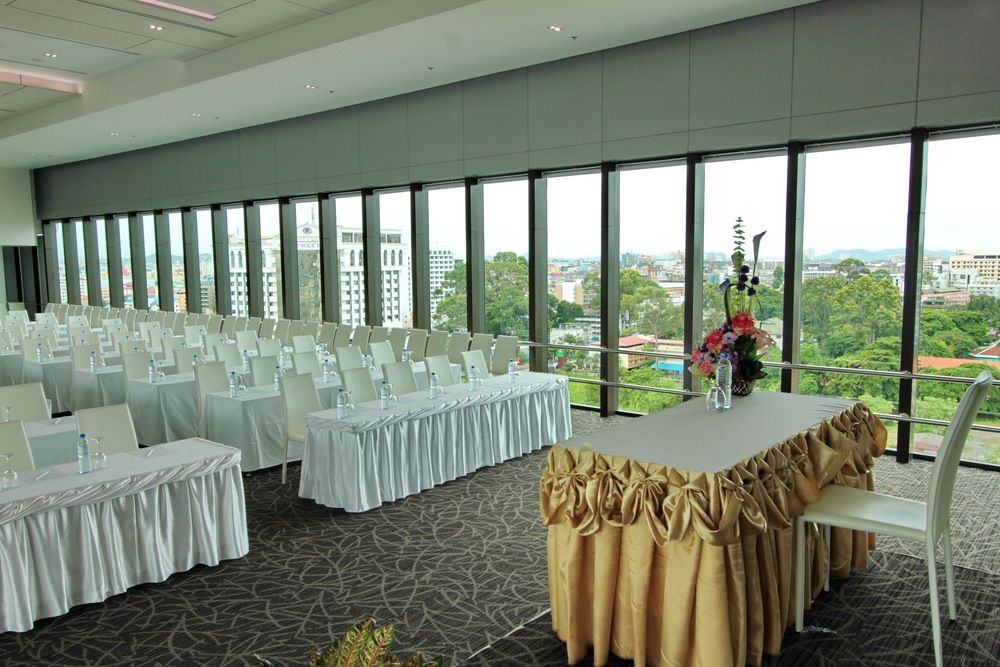 D Beach Pattaya Discovery Beach Hotel фото 75