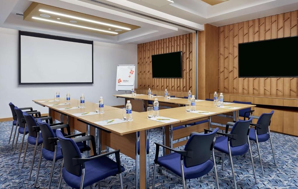 Hilton Garden Inn Muscat Al Khuwair фото 26