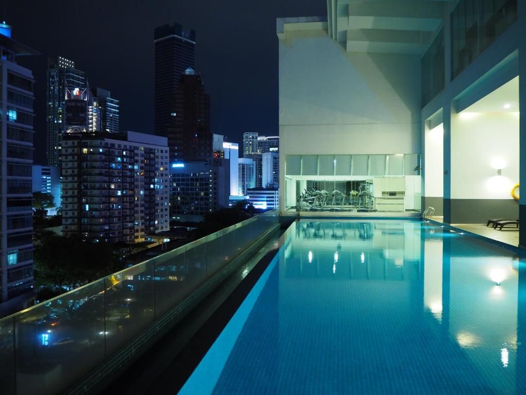 Ramada Suites by Wyndham Kuala Lumpur City Centre фото 16