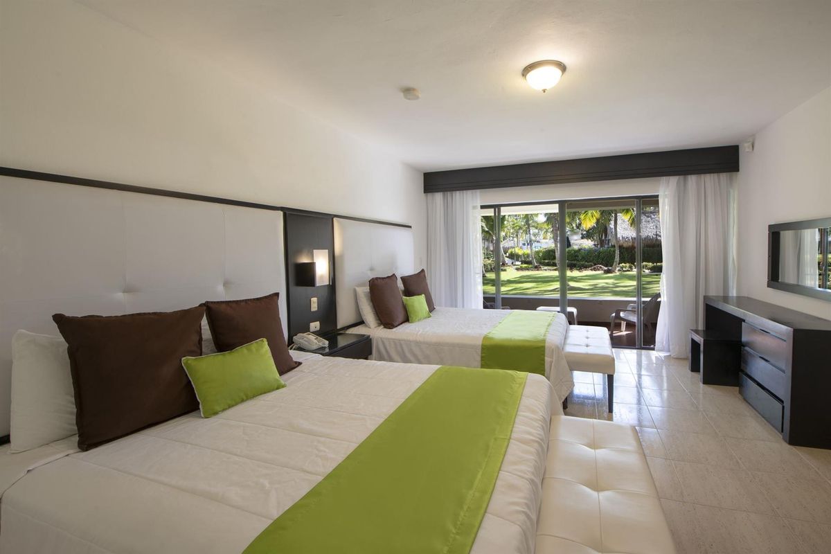 Viva Wyndham Dominicus Beach фото 32