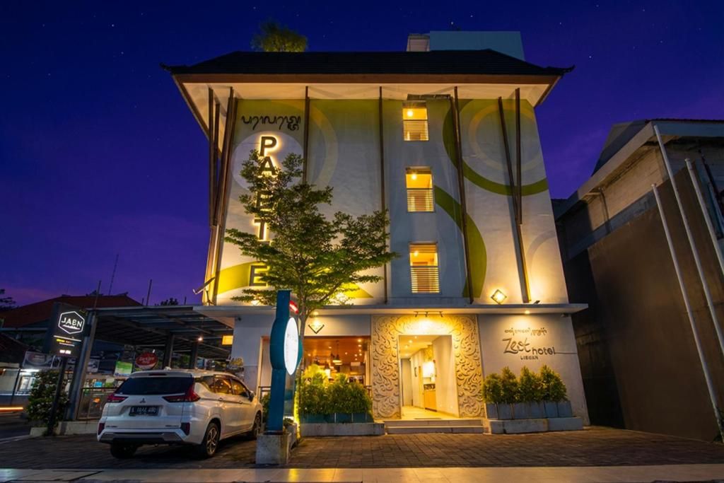 Zest Hotel Legian фото 29