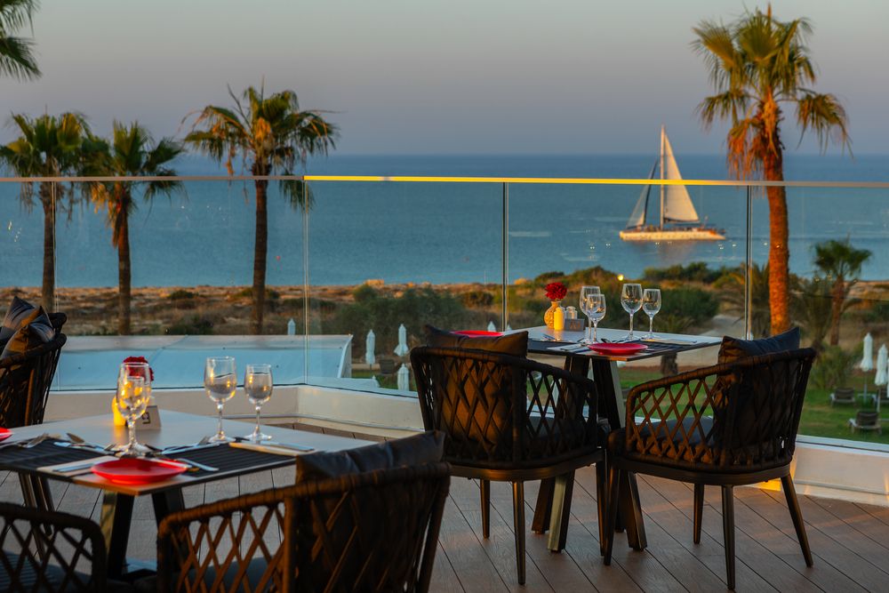 Leonardo Crystal Cove Hotel & Spa - by the sea (only adults 16+) фото 30