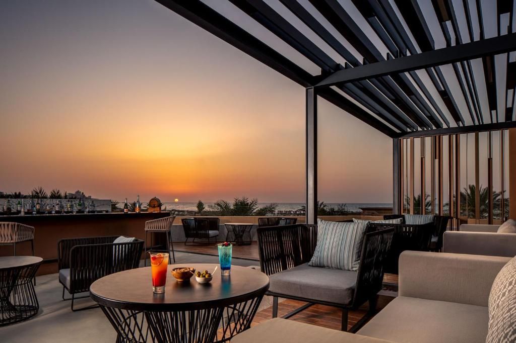 Saadiyat Rotana Resort and Villas фото 136