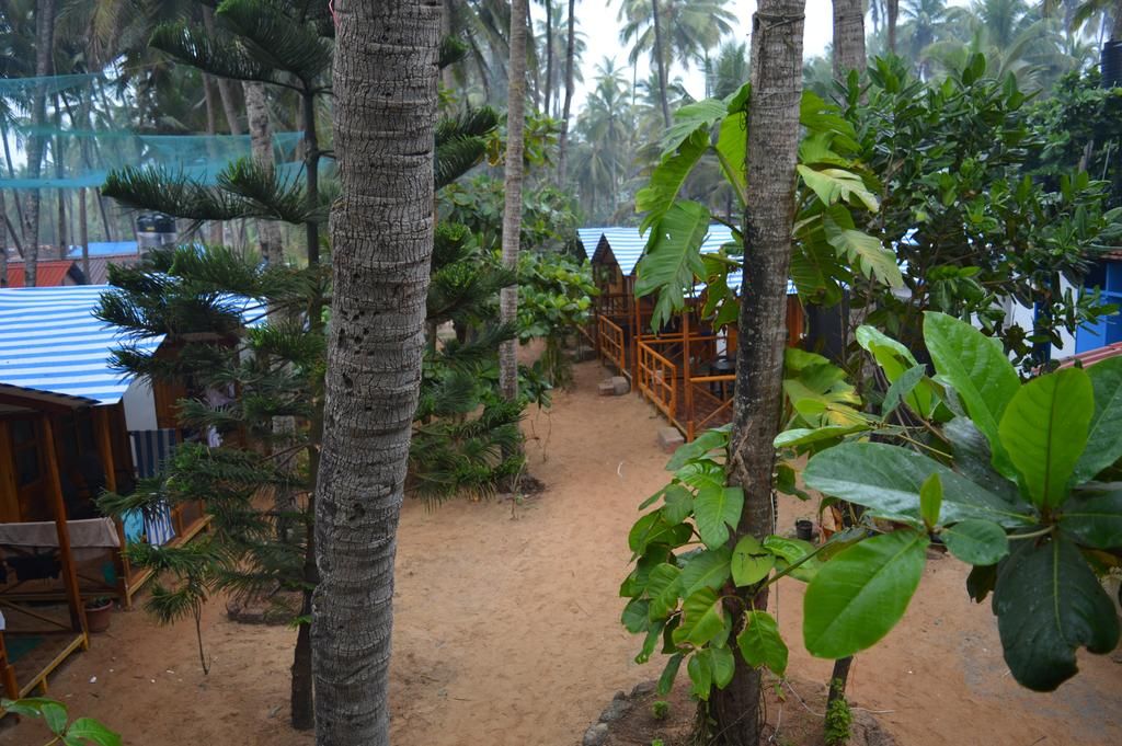 Royal Touch Beach Huts фото 30