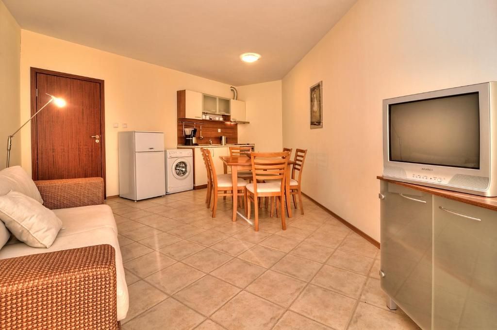 PMG Apartments in Spectra Holiday Club фото 4