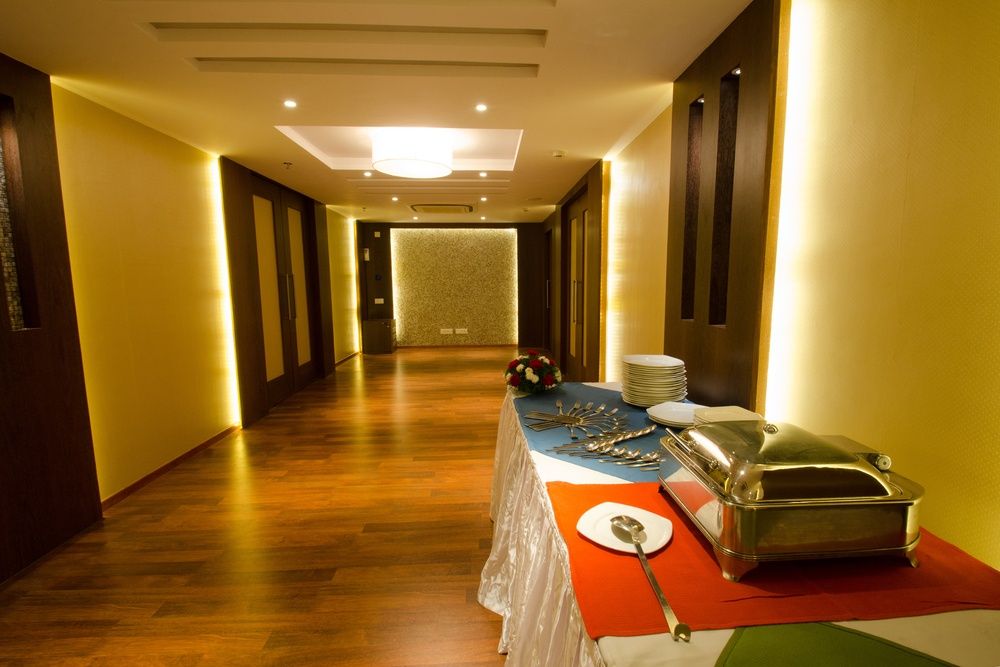 Hotel Calangute Towers фото 25