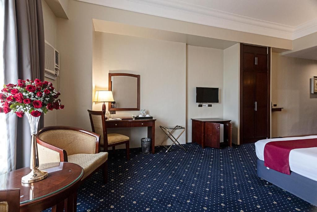 Sarrosa International Hotel and Residential Suites - Multiple Use Hotel фото 26