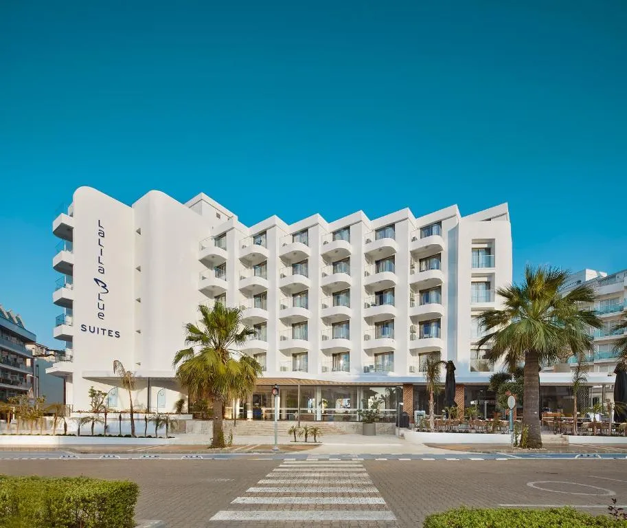Lalila Blue Suites фото 45