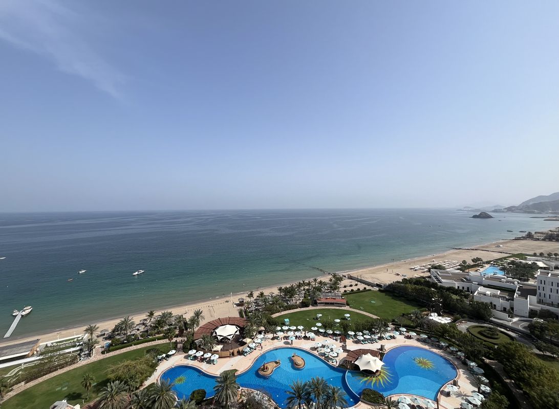 Le Meridien Al Aqah Beach Resort фото 111