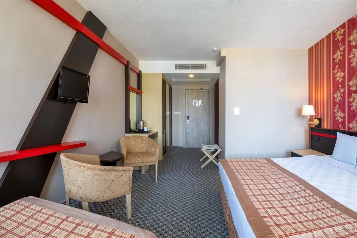 Senza Sunset Beach Hotel фото 3