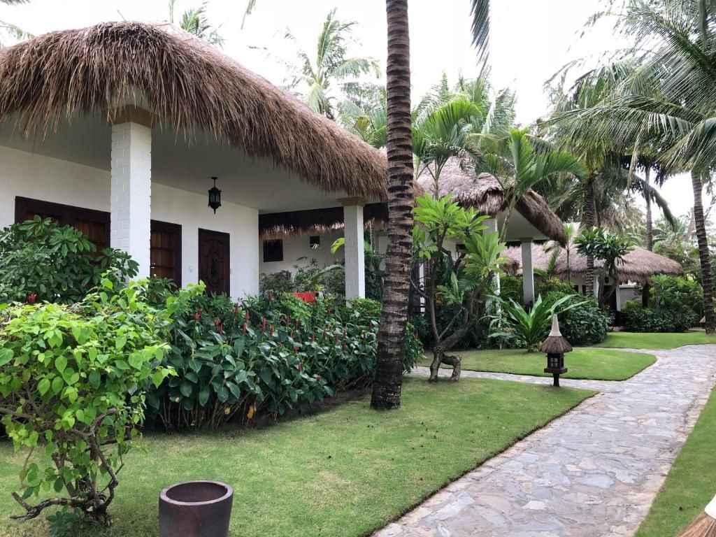 Cham Villas Boutique Luxury Resort фото 46