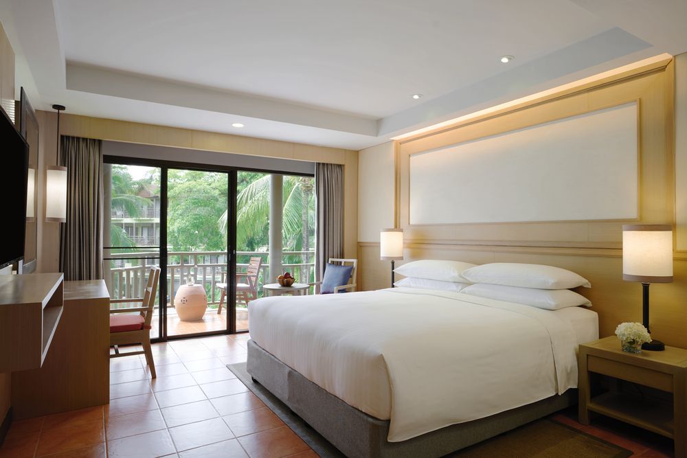 Phuket Marriott Resort & Spa Merlin Beach фото 86