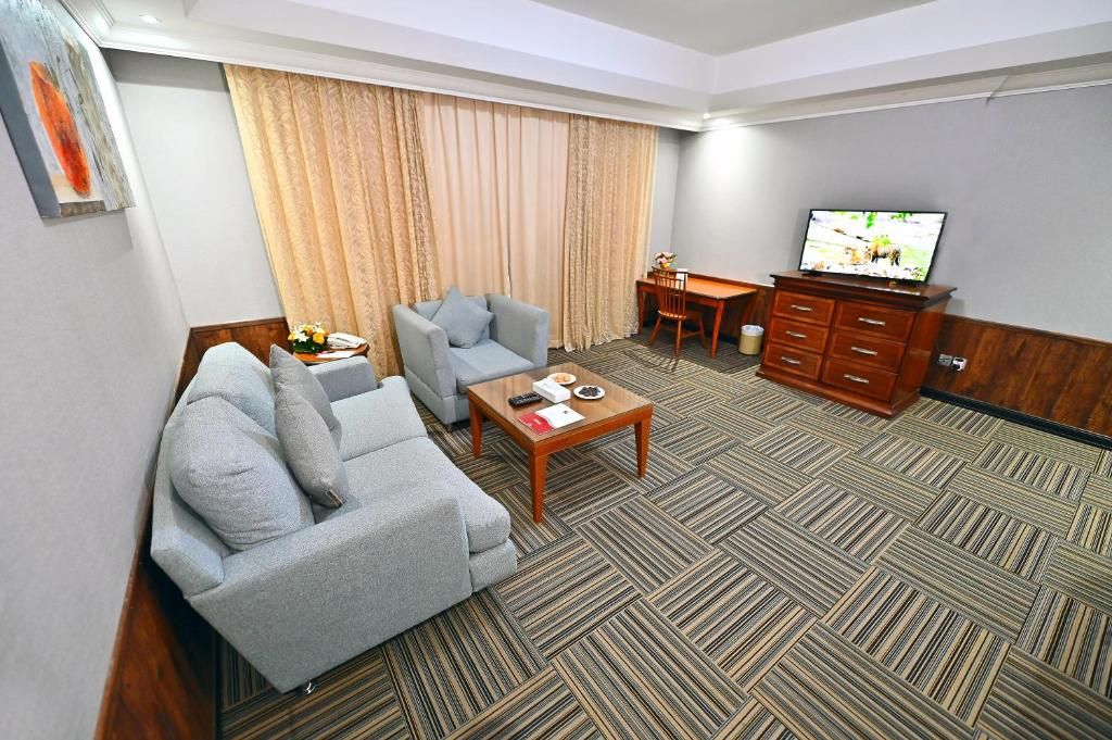 Ewan Ajman Suites Hotel фото 16