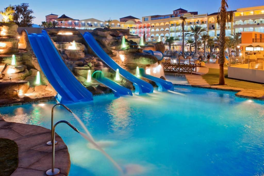 Mediterraneo Bay Hotel & Resort фото 21