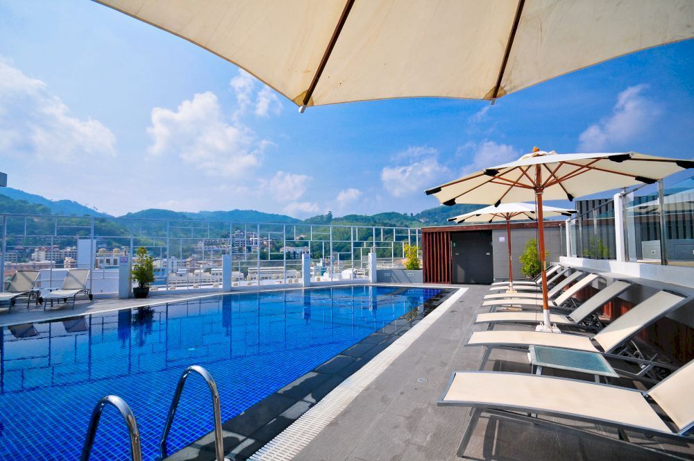 The Ashlee Heights Patong Hotel & Suites фото 44
