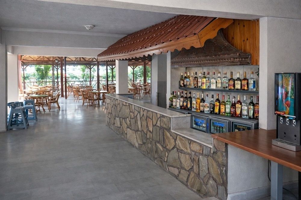 Larissa Inn фото 36