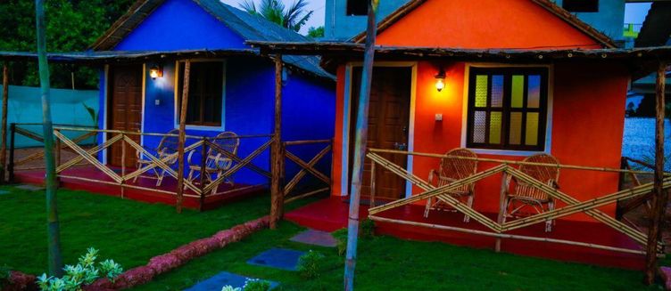 Фото отеля Helix Cottages
