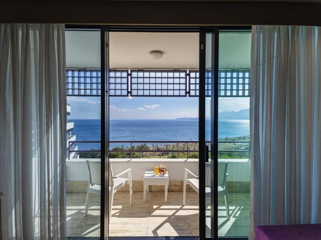 Rixos Downtown Antalya - The Land Of Legends Access фото 137