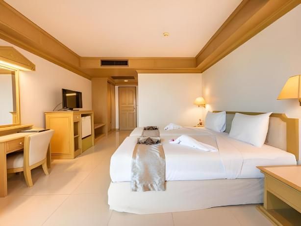 City Beach Resort HuaHin фото 1