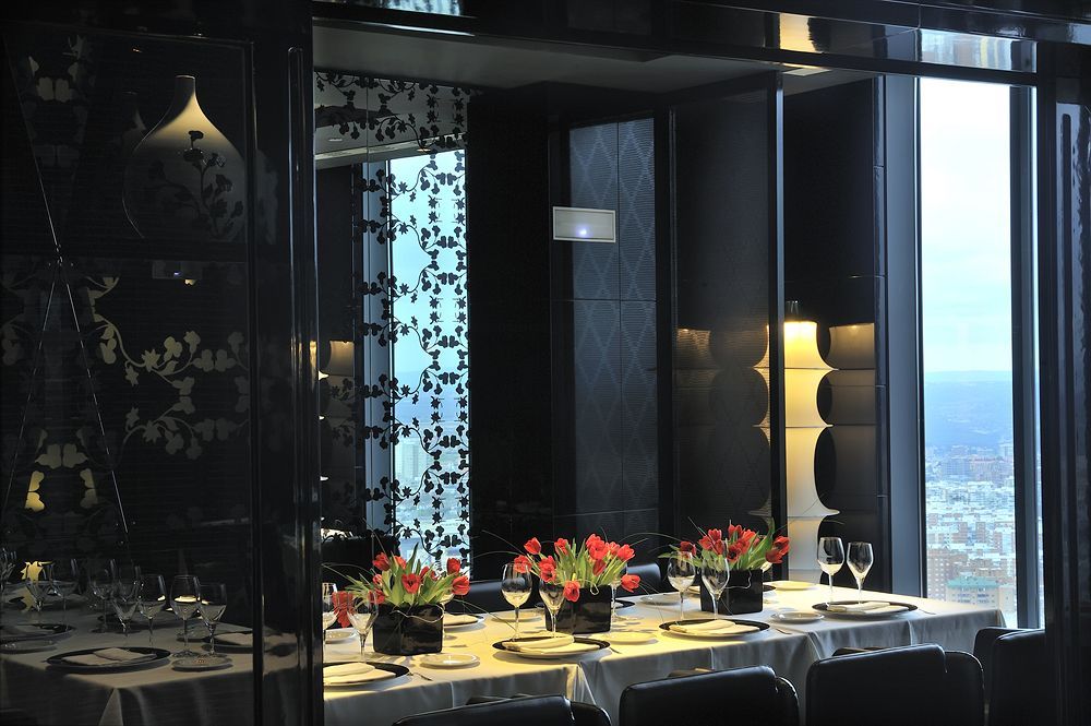 Eurostars Madrid Tower фото 71