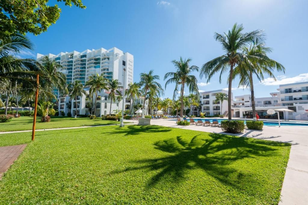 Beachscape Kin Ha Villas & Suites фото 24