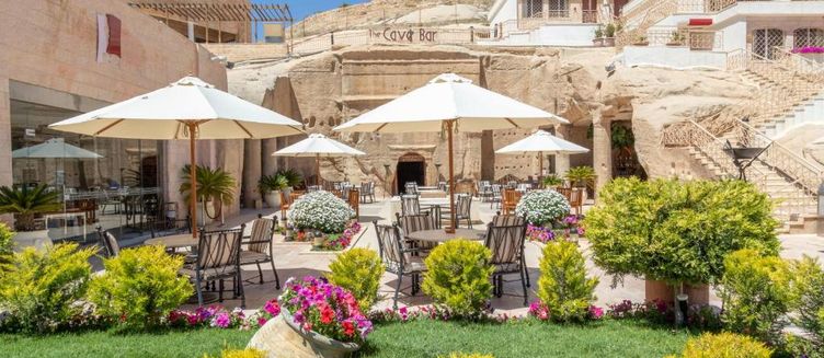 Фото отеля Petra Guest House Hotel