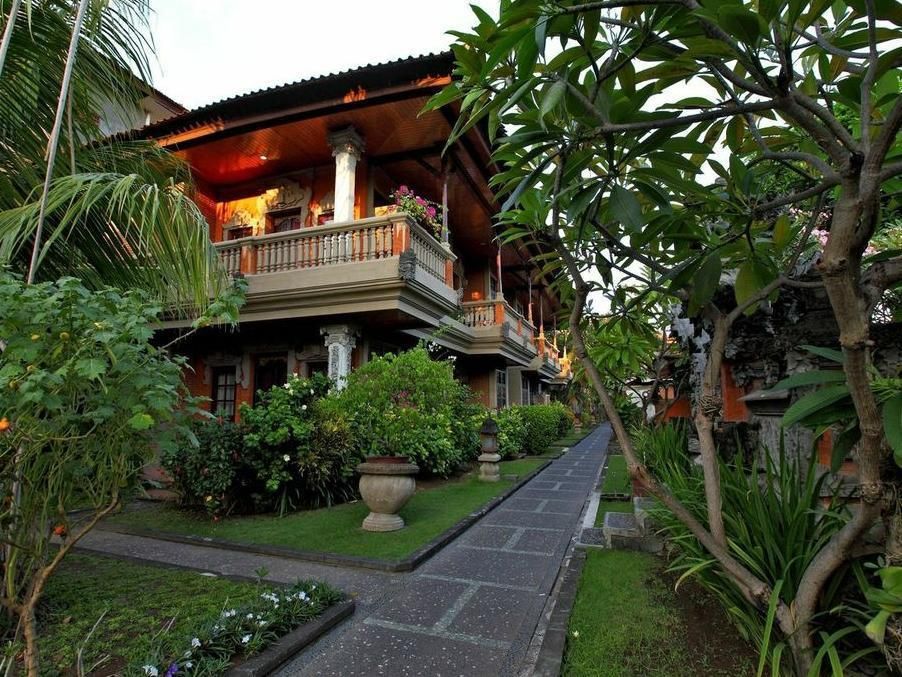Adi Dharma Hotel Legian фото 37