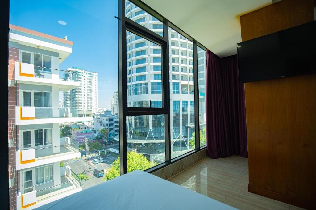 Happy Light Hotel Nha Trang фото 24