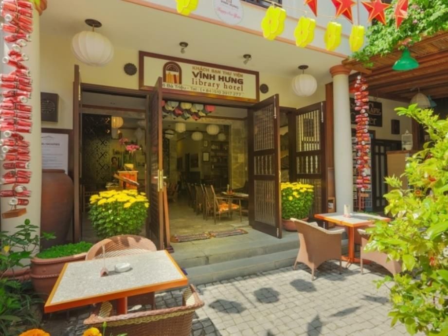Vinh Hung Library фото 21