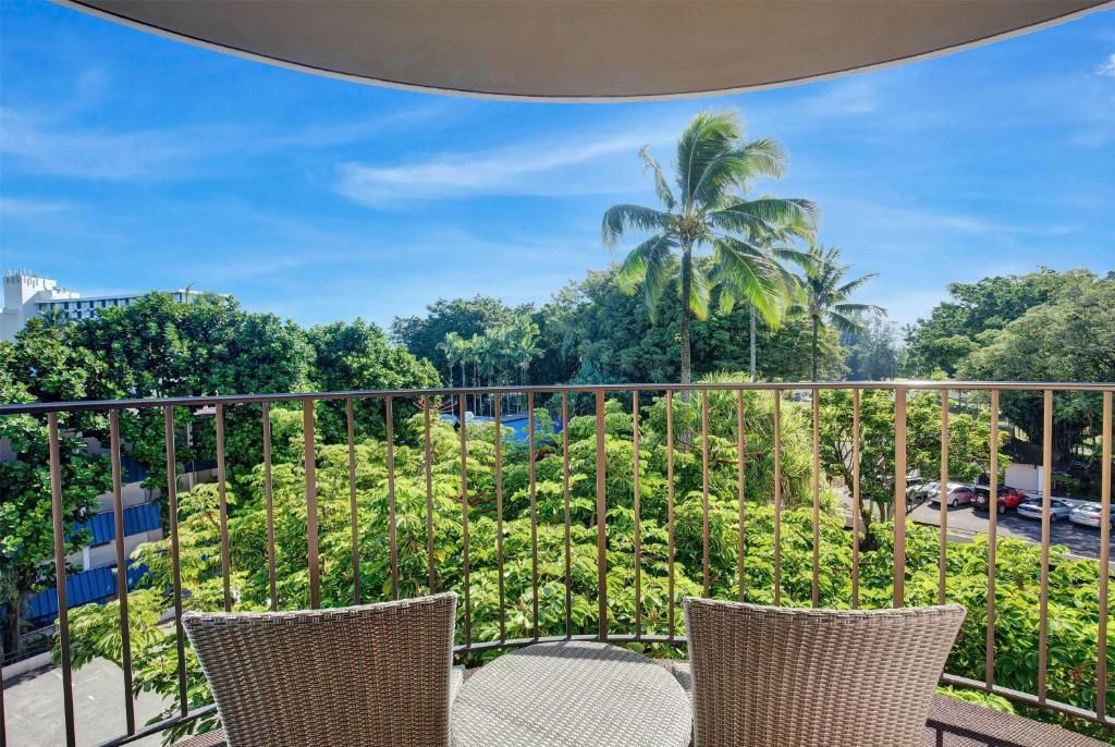 Castle Hilo Hawaiian Hotel фото 21