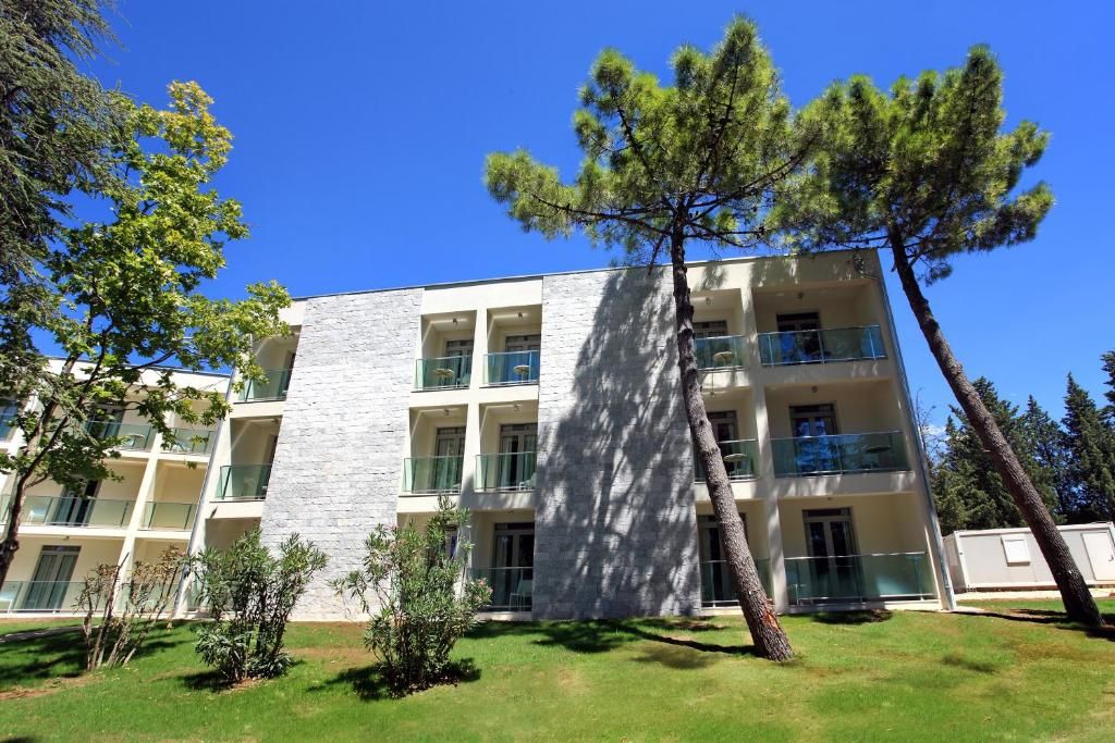 Crvena Luka Apartments and Villas фото 7