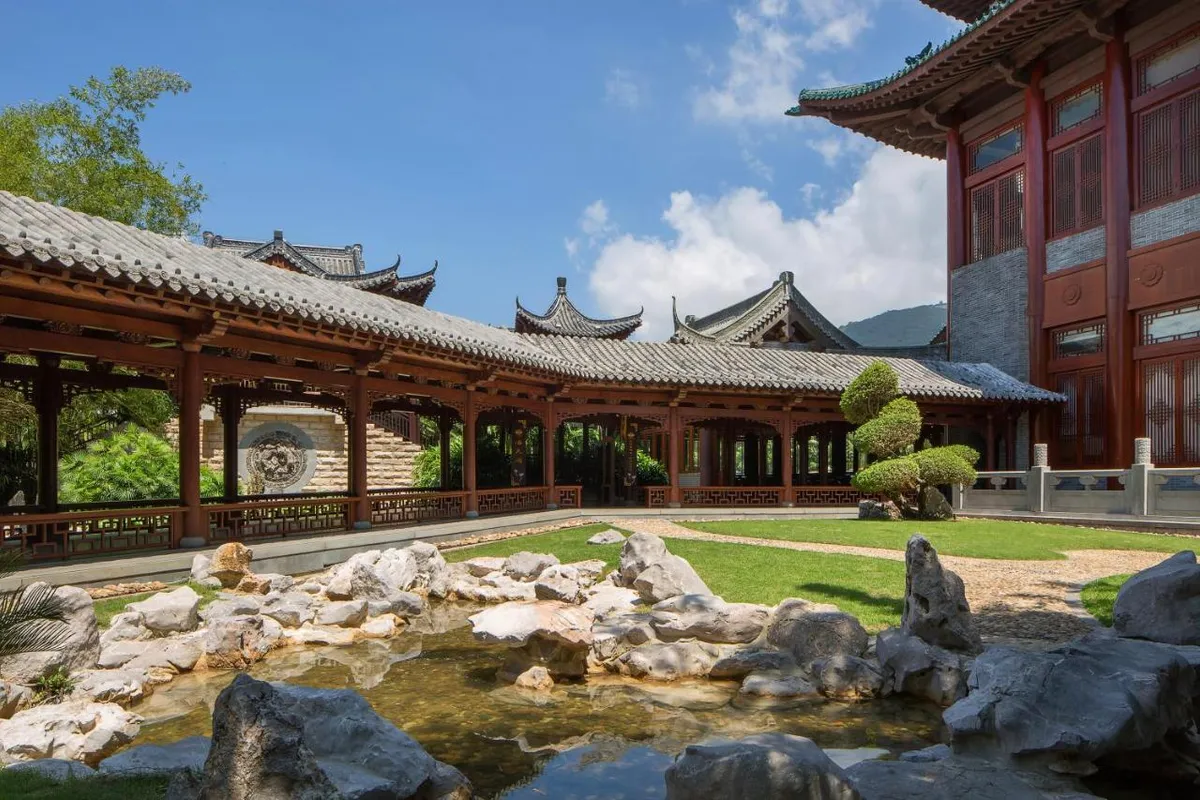 Grand Mercure Sanya Yalong Bay фото 13