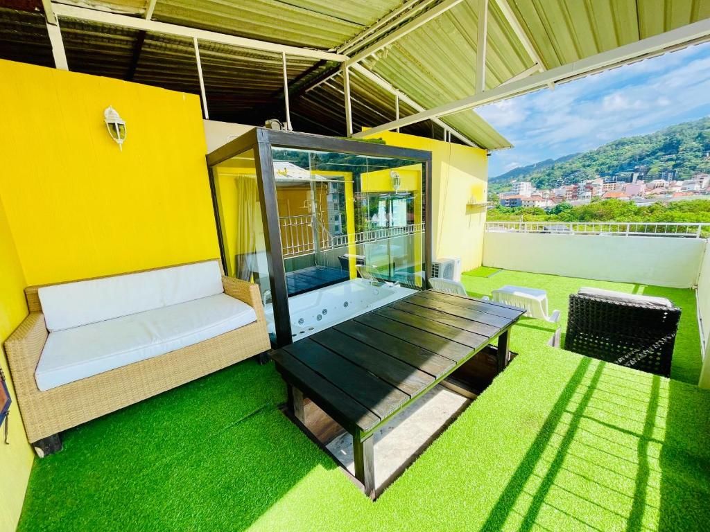 Good Nice Hotel Patong фото 51