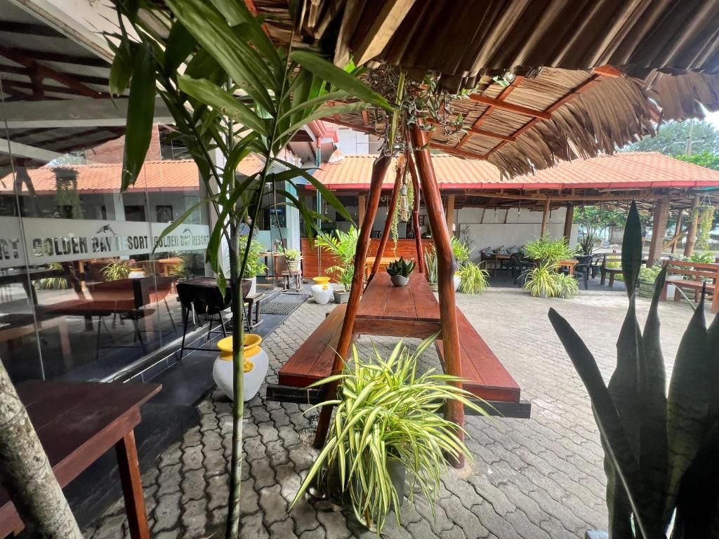 New Golden Bay Resort фото 44