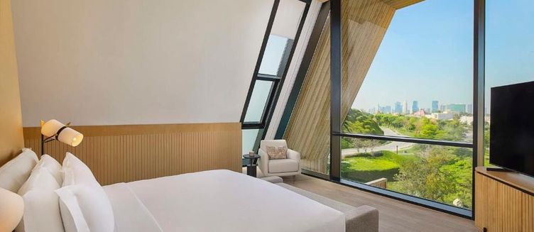 Фото отеля Katara Hills Doha, Lxr Hotels & Resorts