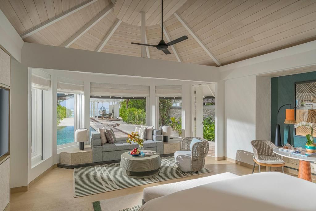 Four Seasons Resort Maldives at Kuda Huraa фото 48