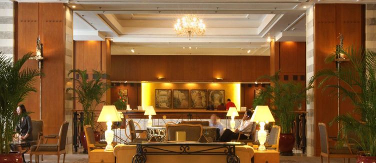 Фото отеля Ruishi Hotel Dalian