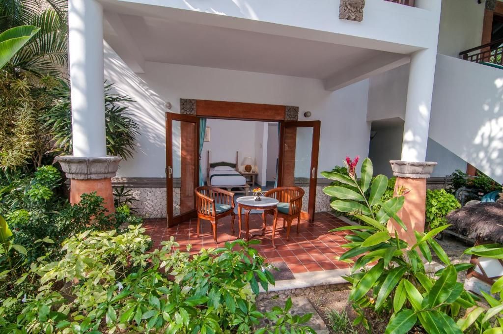 Sativa Sanur Cottages фото 59