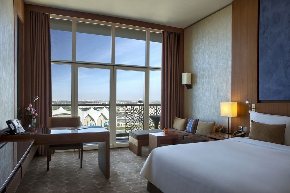 Yas Plaza Marina by IHG фото 47