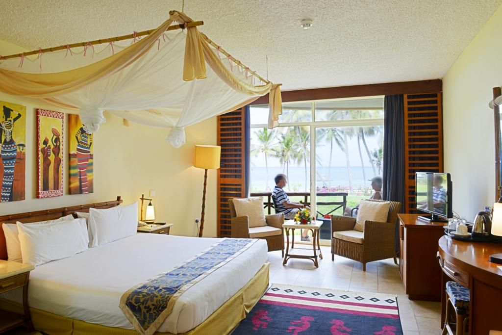 Ledger Plaza Bahari Beach фото 1