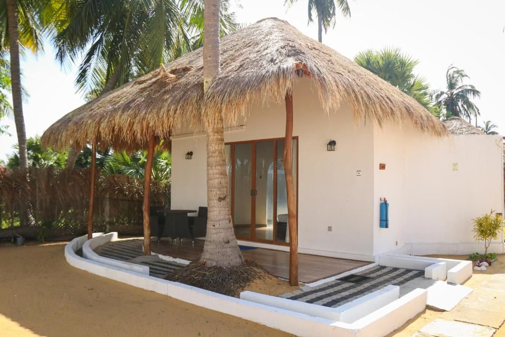 The Blue Lagoon Resort Kalpitiya фото 14