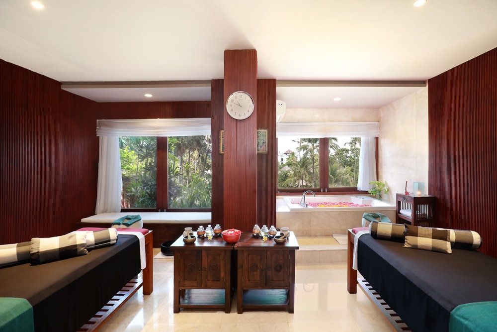 Legian Beach Hotel фото 81