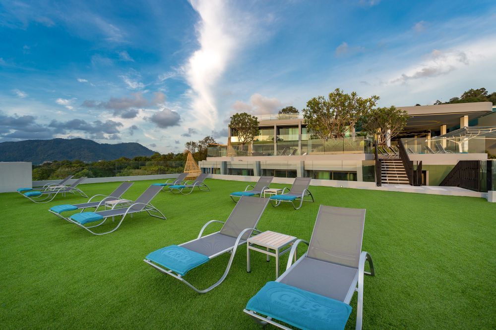 Crest Resort & Pool Villas фото 77