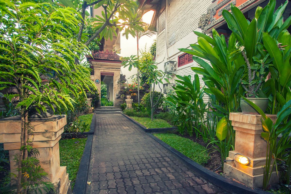 Seminyak Paradiso Hotel фото 11