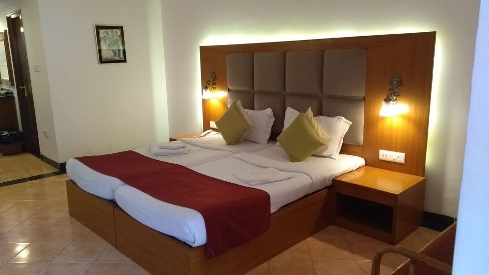 Shikara Beach Resort фото 42