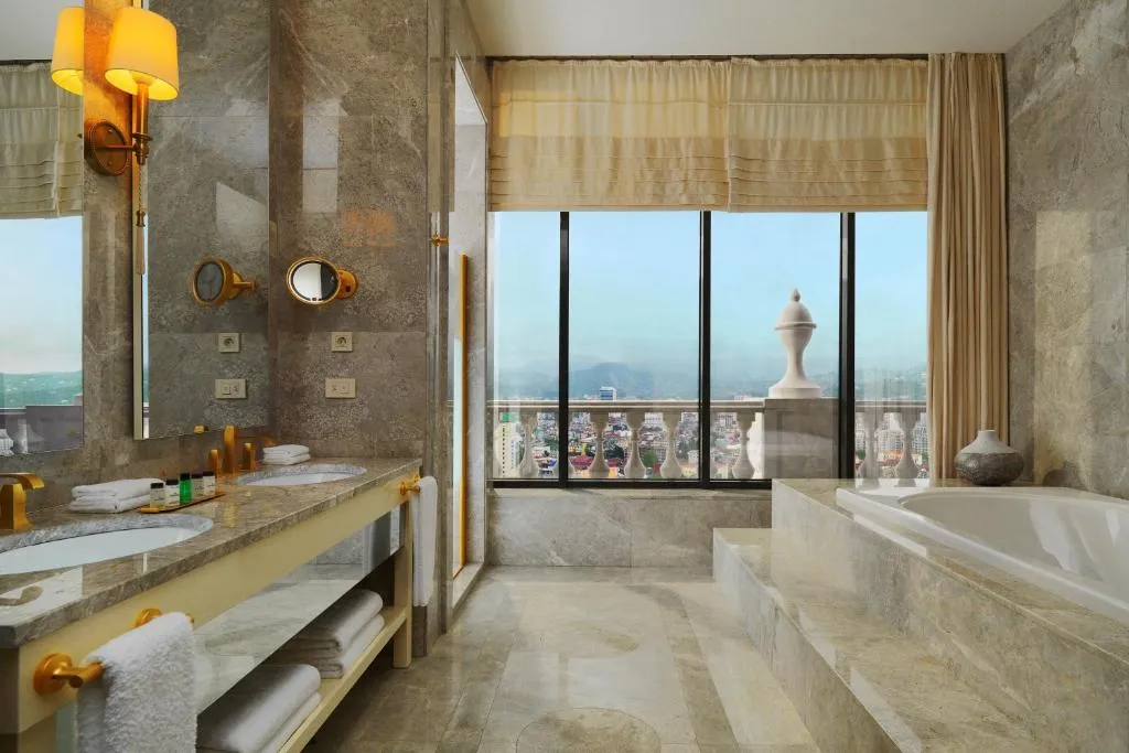Sheraton Batumi Hotel фото 23