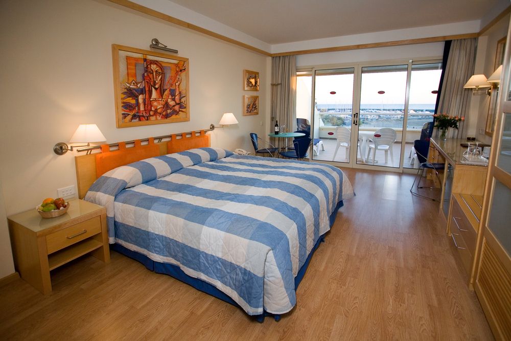 St Raphael Resort & Marina фото 101