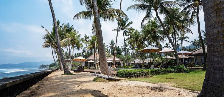 Фото отеля Nirwana Beach & Resort Candidasa